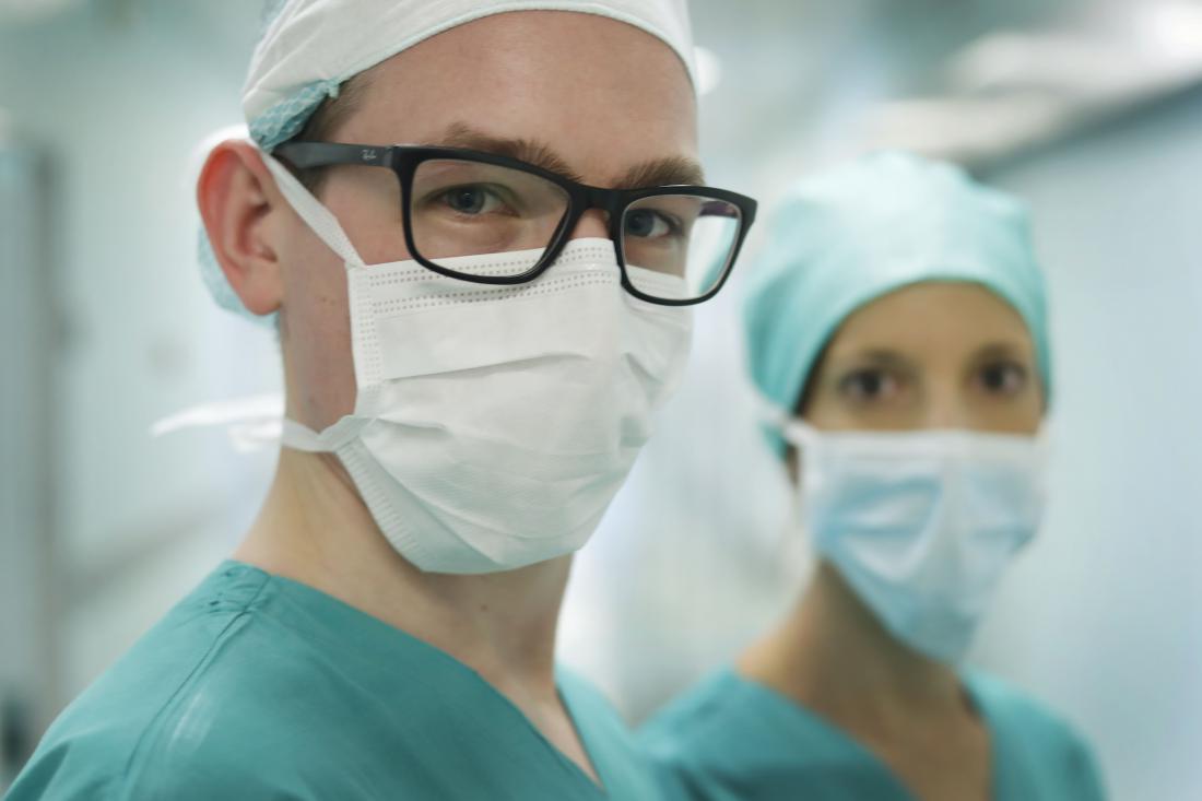 koronavirus-mladi-zdravniki-foto-leon-vidic_large